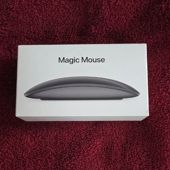 Apple Magic Mouse in Sleek White Packaging - Picture 1 of 4